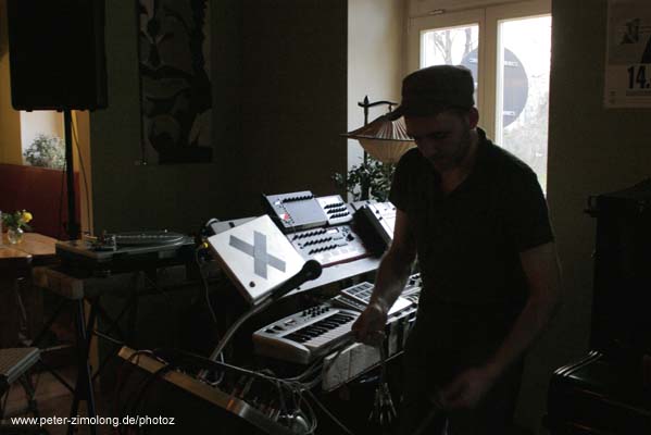 15 - central boom and space - vorstadt - vernissage - 30.03.2007