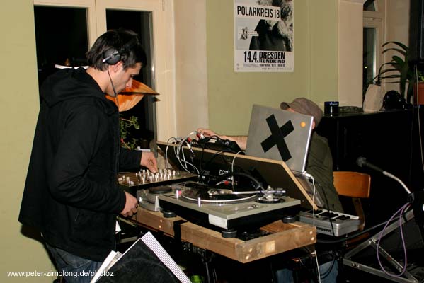 18 - central boom and space - vorstadt - vernissage - 30.03.2007